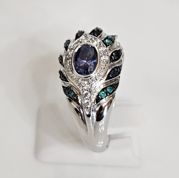 Authentic Victoria Wieck Peacock Ring 14k White Gold Vermeil Size 9! - Picture 6 of 6